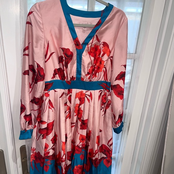 Floral Ted Baker dress - Picture 4 of 4